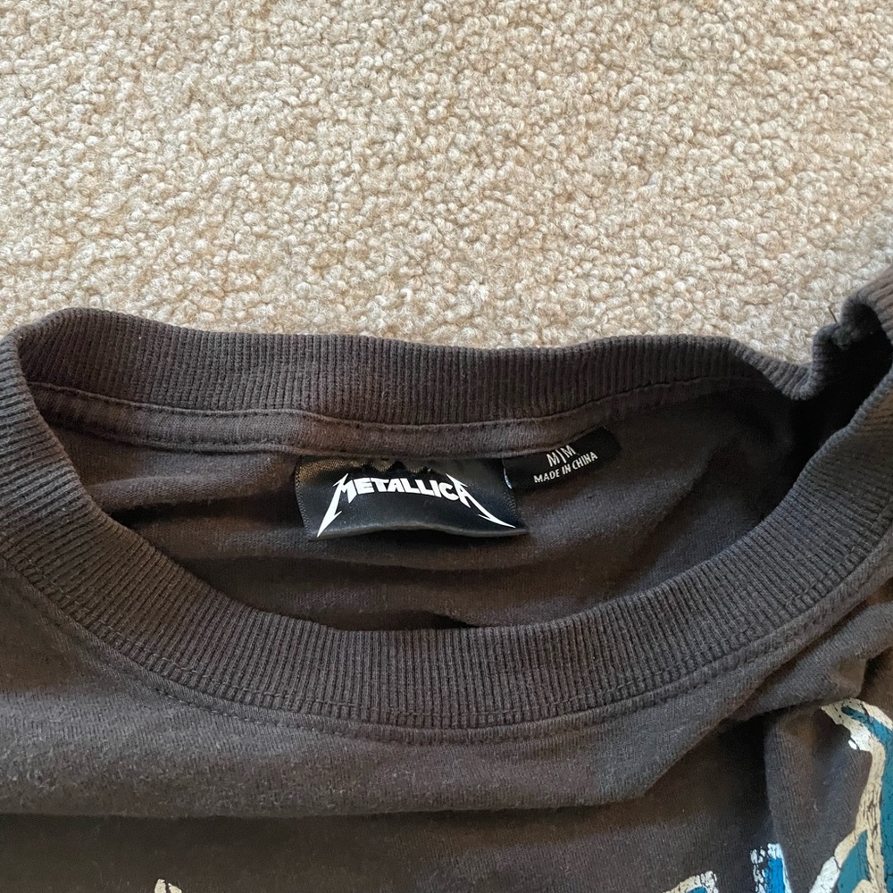 NWOT: Cotton On Metallica Grey Graphic Tee - M